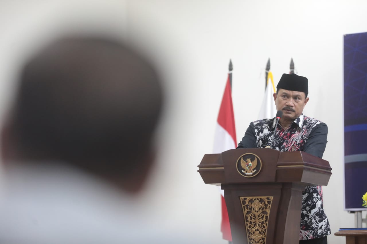 Foto 9 dari 11: Hadiri Parenting SMPN 7, Wali Kota Pesan ke Orangtua Agar Bijak di Era Digital