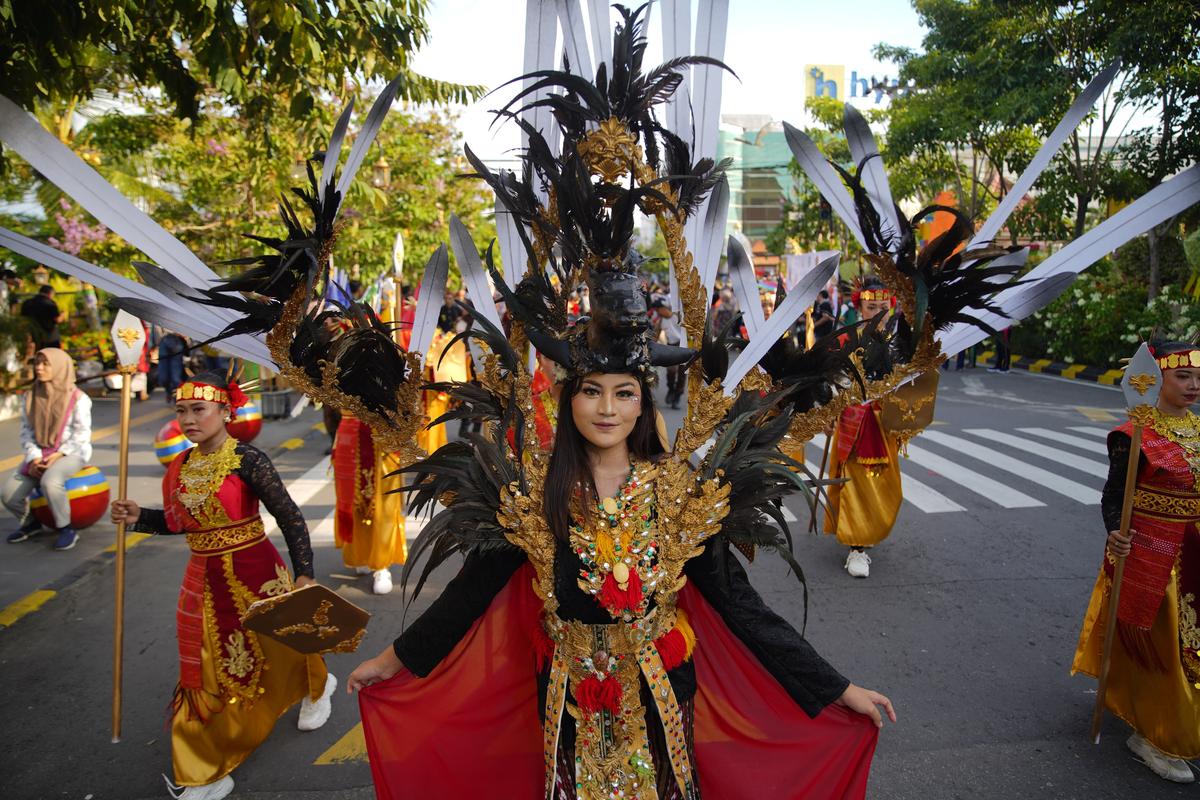 Parade Senja Turut Ramaikan Madiun City Festival, Wali Kota: Kota Ini Akan Terus Kita Ramaikan