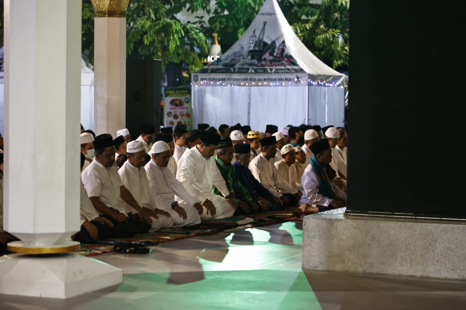 Foto 4 dari 5: Safari Ramadan di Mushola Ka’bah PRC, Wali Kota Ajak Warga Semakin Optimalkan Kawasan PRC