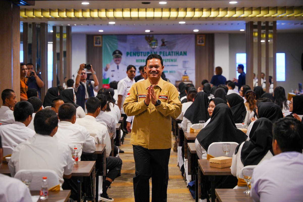 Foto 7 dari 8: Pelatihan Berbasis Kompetensi Resmi Ditutup, Wali Kota Harap Peserta Segera Dapat Pekerjaan