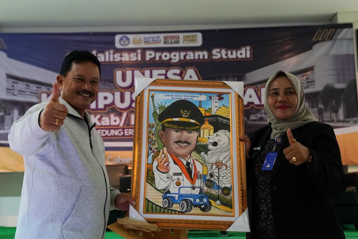 Foto 8 dari 9: Hadiri Sosialisasi Prodi Unesa, Wali Kota Apresiasi Unesa Buka Kampus di Wilayah Madiun Raya