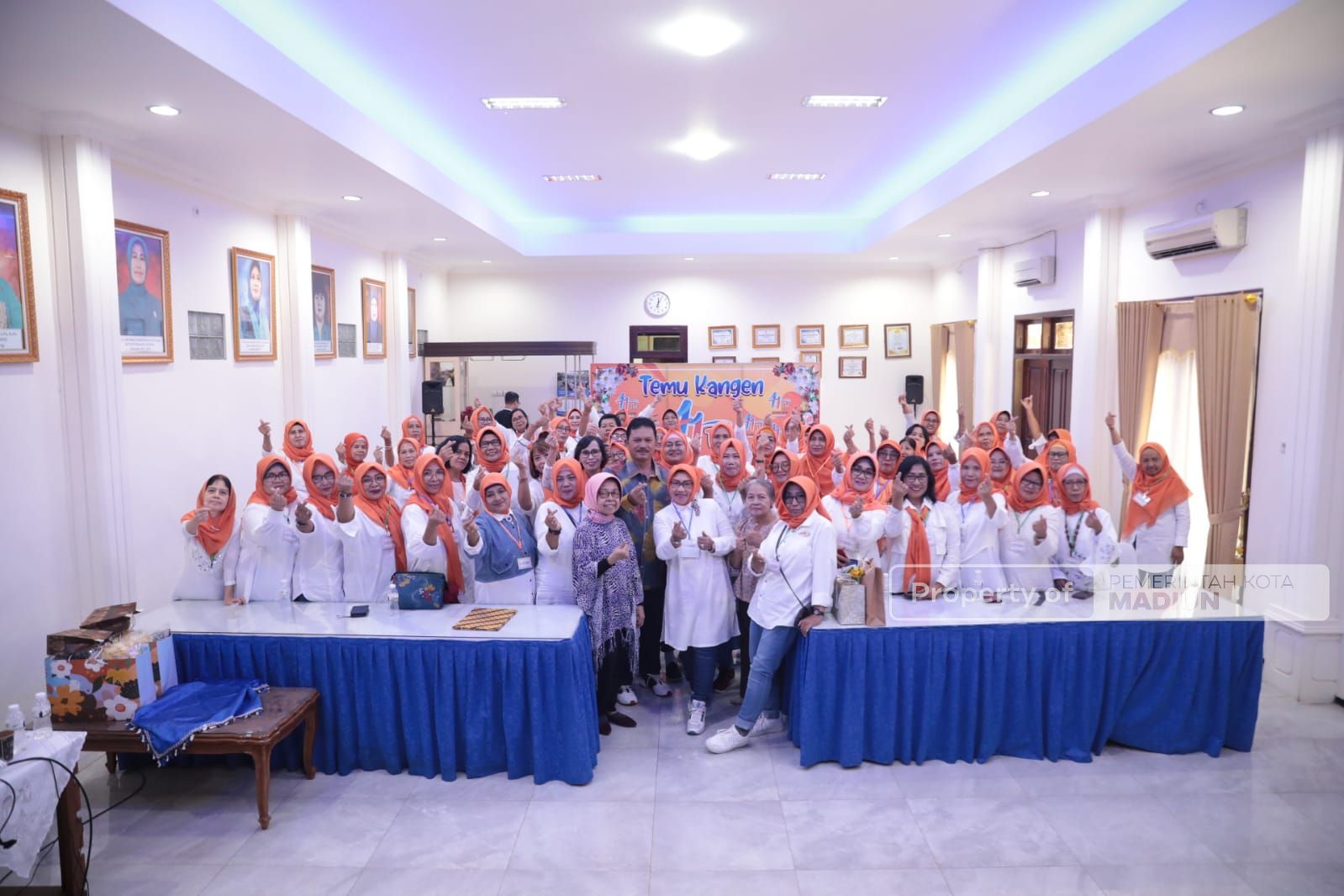 Foto 8 dari 12: Sambut Alumni SMKKN 1982, Wali Kota Sajikan Keindahan Kota