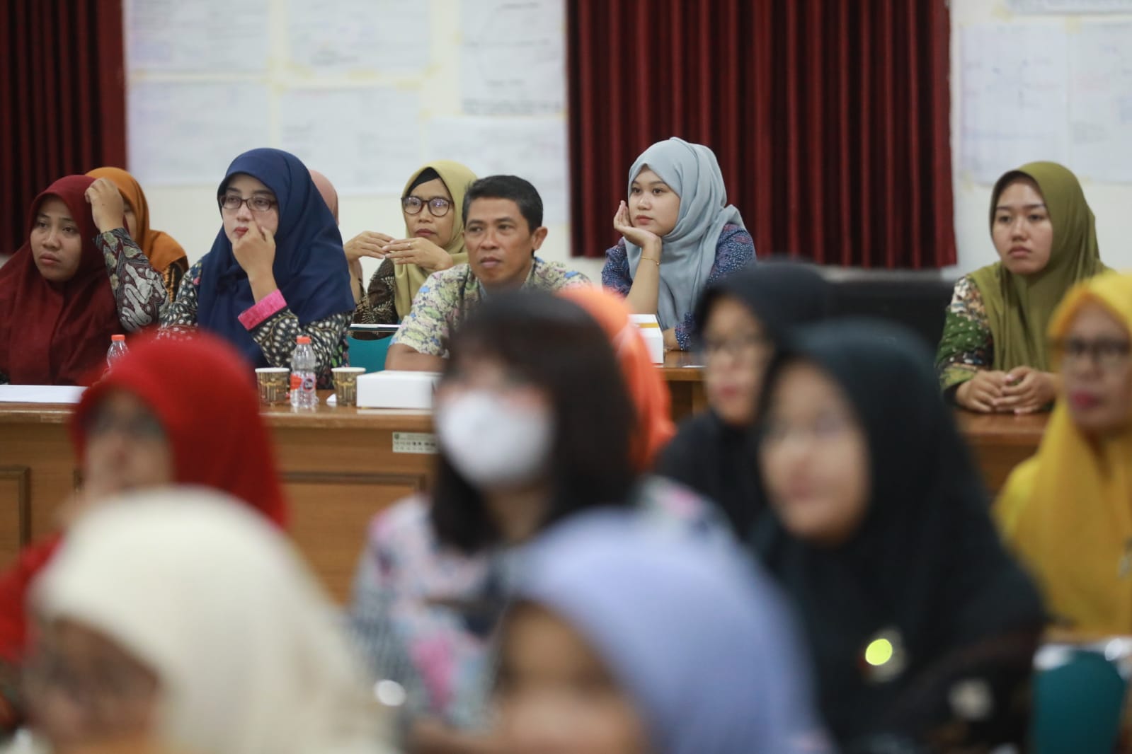 Foto 3 dari 11: Hadiri Bimtek Bersama Guru PAUD-SD, Wali Kota Harap Optimal dalam Pemanfaatan PMM