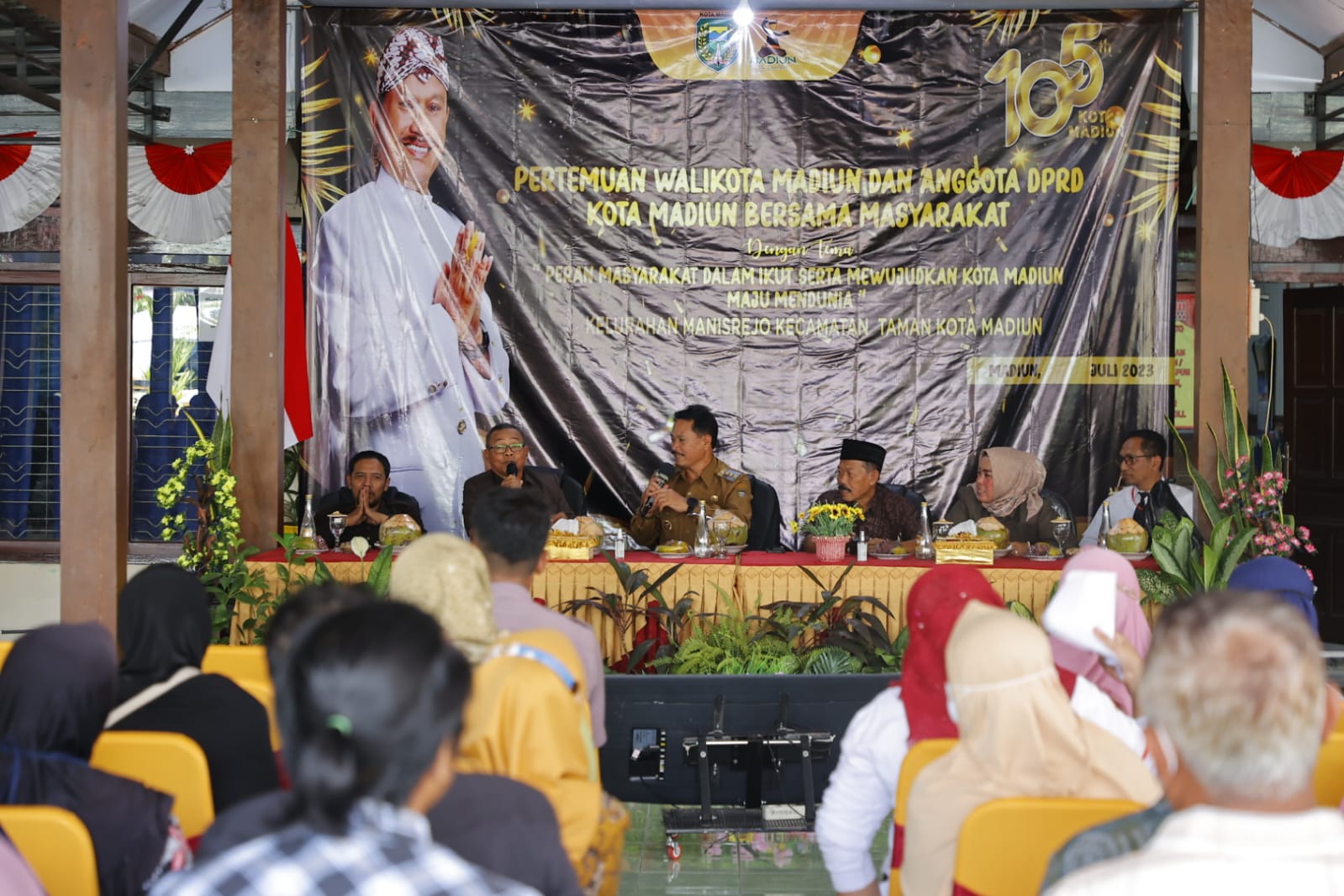 Foto 8 dari 10: Bertemu Masyarakat di Kelurahan Manisrejo, Wali Kota Ajak Warga Aktif dan Dukung Pembangunan