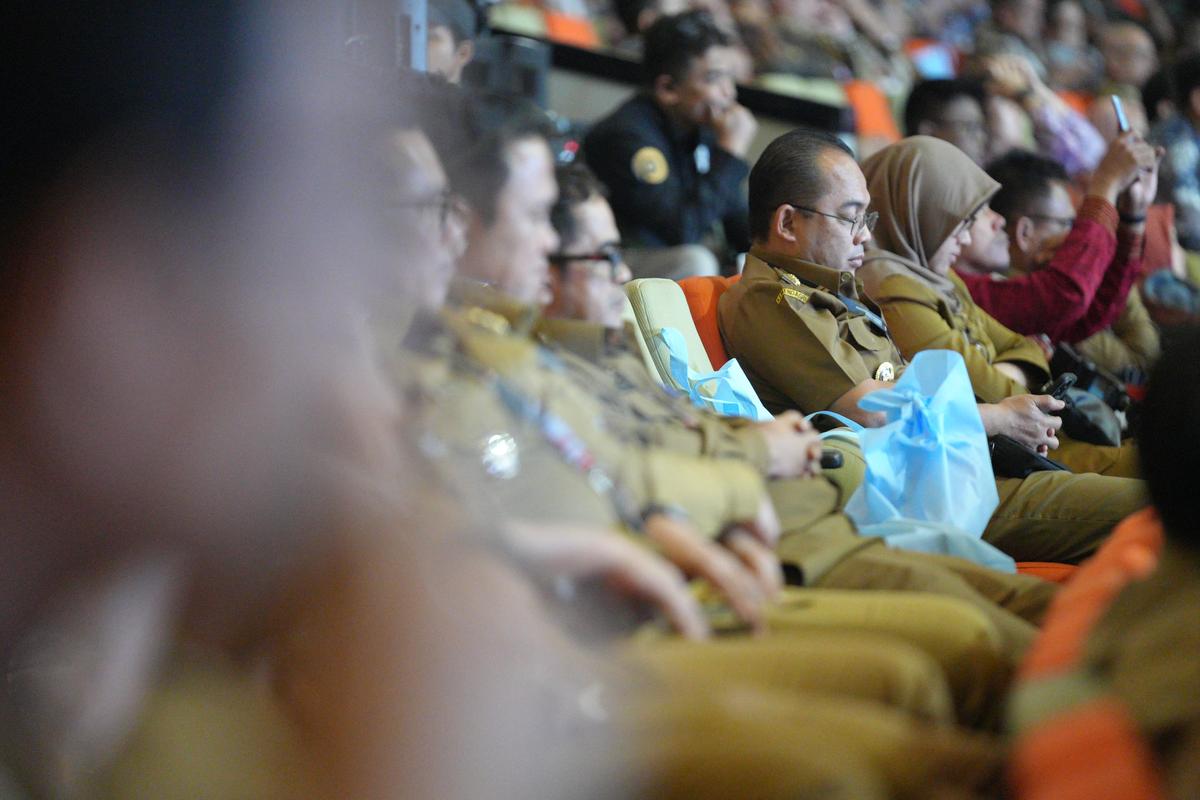 Foto 6 dari 8: Hadiri Rakornas Pemerintah Pusat Dan Daerah, Pj Wali Kota Terima Arahan Presiden Prabowo