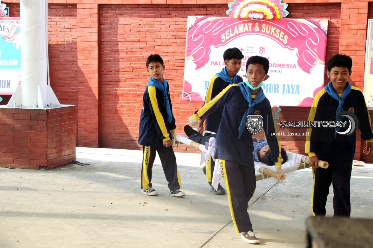 Foto 3 dari 20: 87 Sekolah Ikut Kompetisi PMR, Asah Kesiapsiagaan dan Kepedulian Terhadap Sesama
