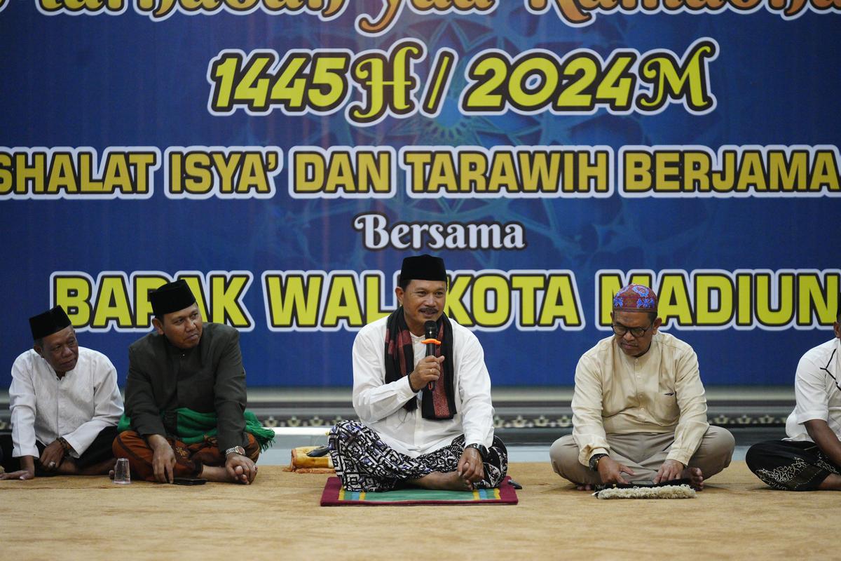 Foto utama berita: Optimalisasi Rumah Dinas Untuk Giat Keagamaan Selama Ramadhan, Wali Kota Gelar Tarawih Berjamaah