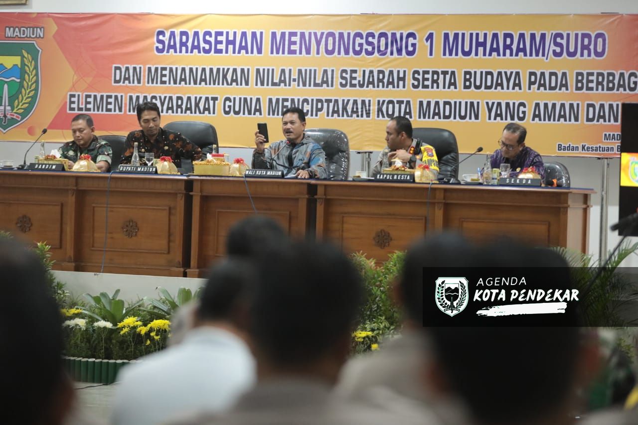 Foto 2 dari 10: Hadiri Sarasehan Persiapan Pengamanan Suro, Wali Kota : Aman Itu Mahal