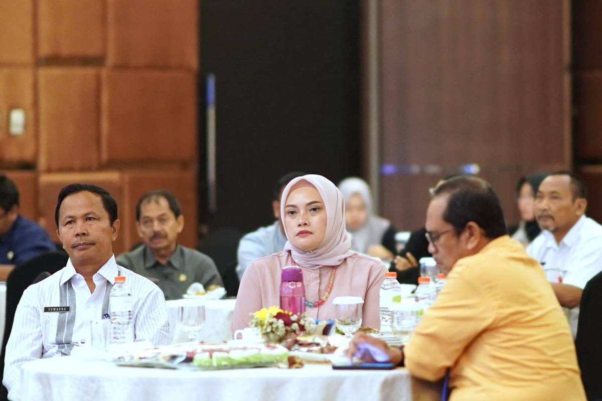 Foto 3 dari 9: Banyak Perusahaan Bantu Pembangunan Lewat CSR, Wali Kota Dr. Maidi Ucapkan Terima Kasih dan Beri Apresiasi