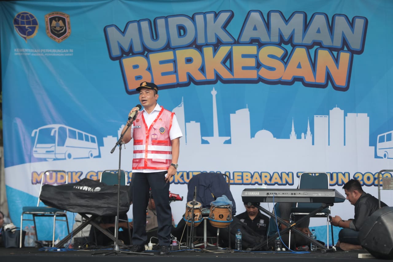 Foto 5 dari 10: Berangkatkan Balik Gratis, Wali Kota: Lebaran Jadi Aman, Berkesan, dan Nyaman