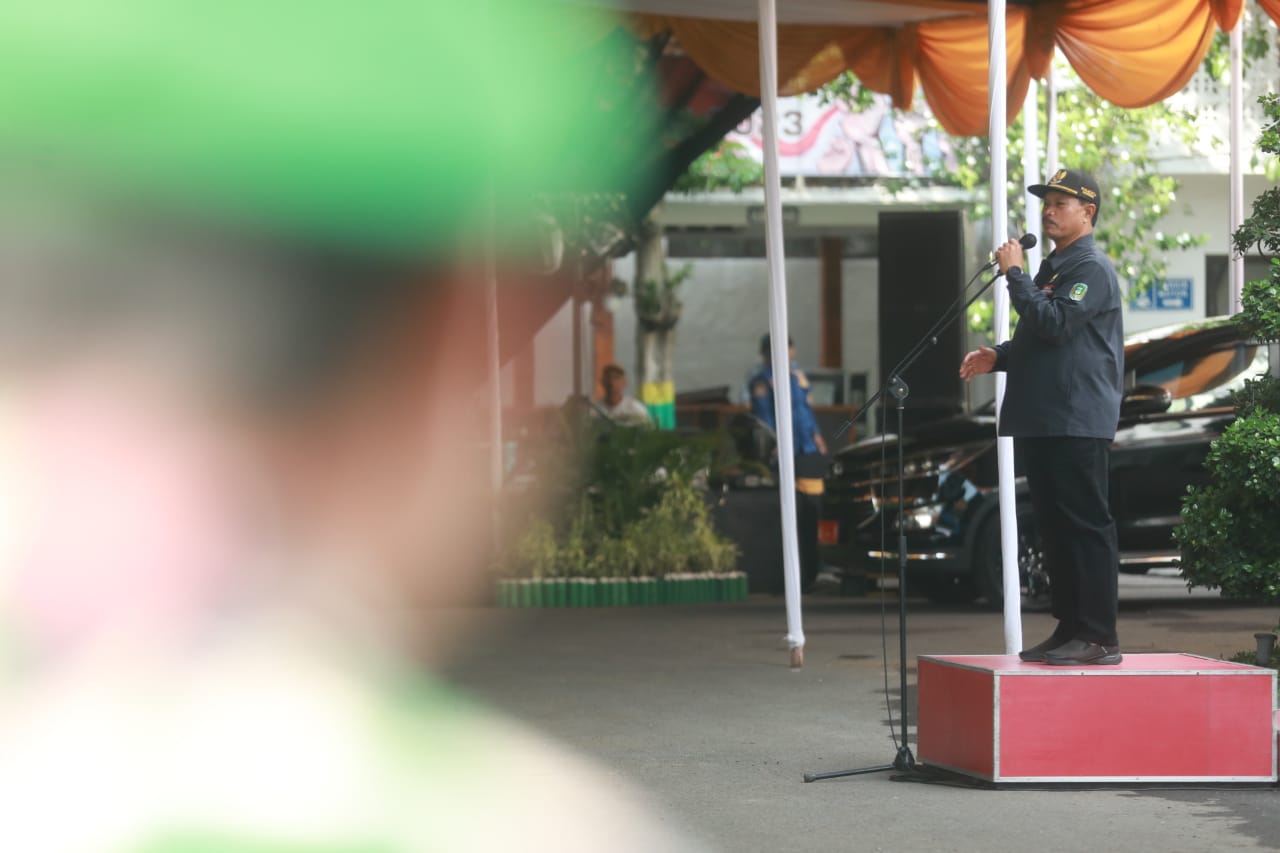 Foto 3 dari 11: Jelang Pergantian Tahun, Wali Kota Gelar Apel Pasukan Pengamanan Malam Tahun Baru