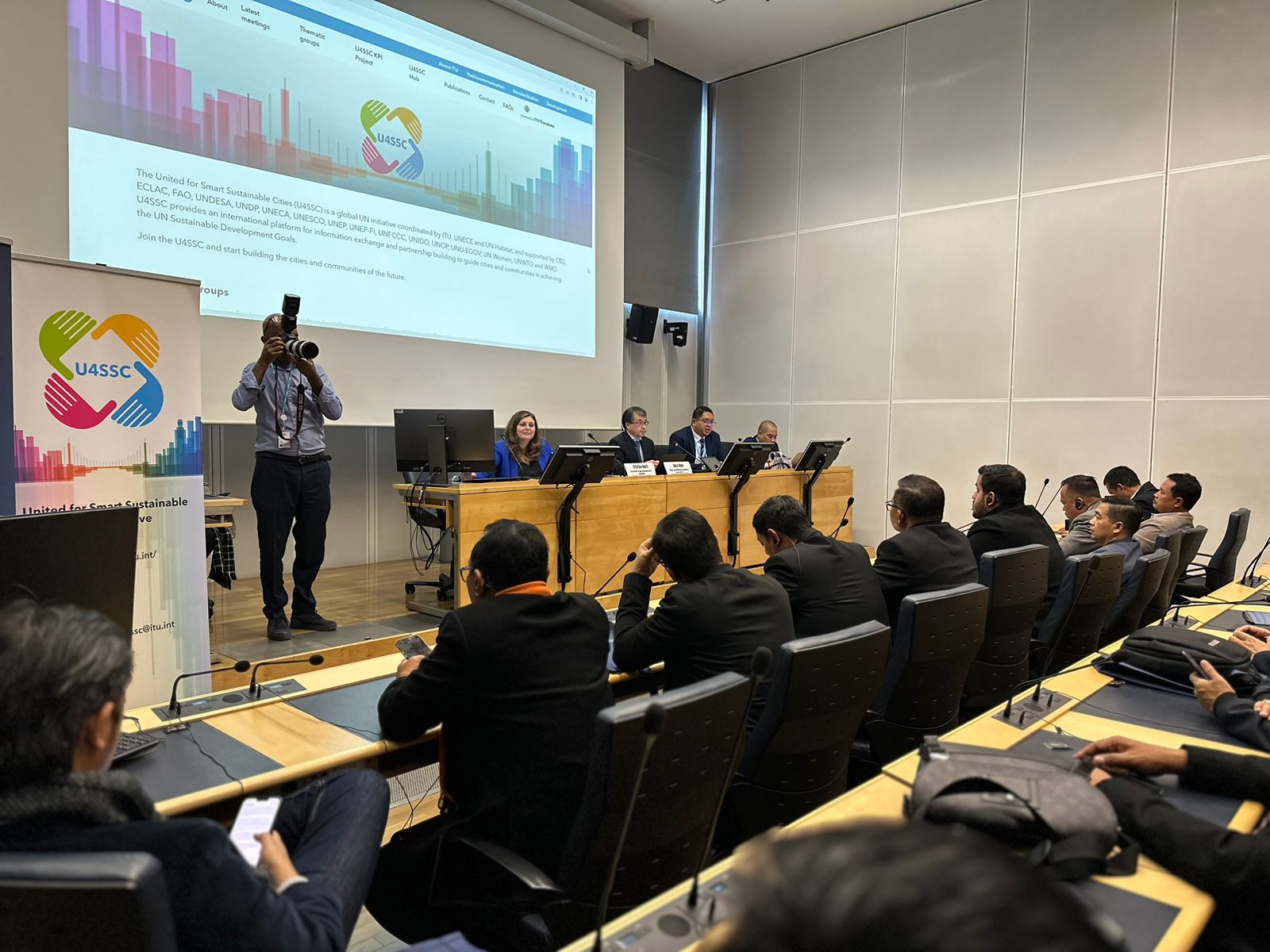 Foto 3 dari 5: Berlanjut Pertemuan dengan ITU, Wali Kota: Pemanfaatan ICTs di Kota Madiun akan Semakin Dioptimalkan