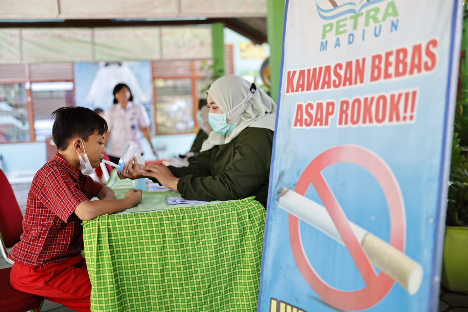 Foto 2 dari 6: Cegah Perokok Aktif Sejak Dini, Puskesmas Sukosari Gelar Skrining Di Sekolah