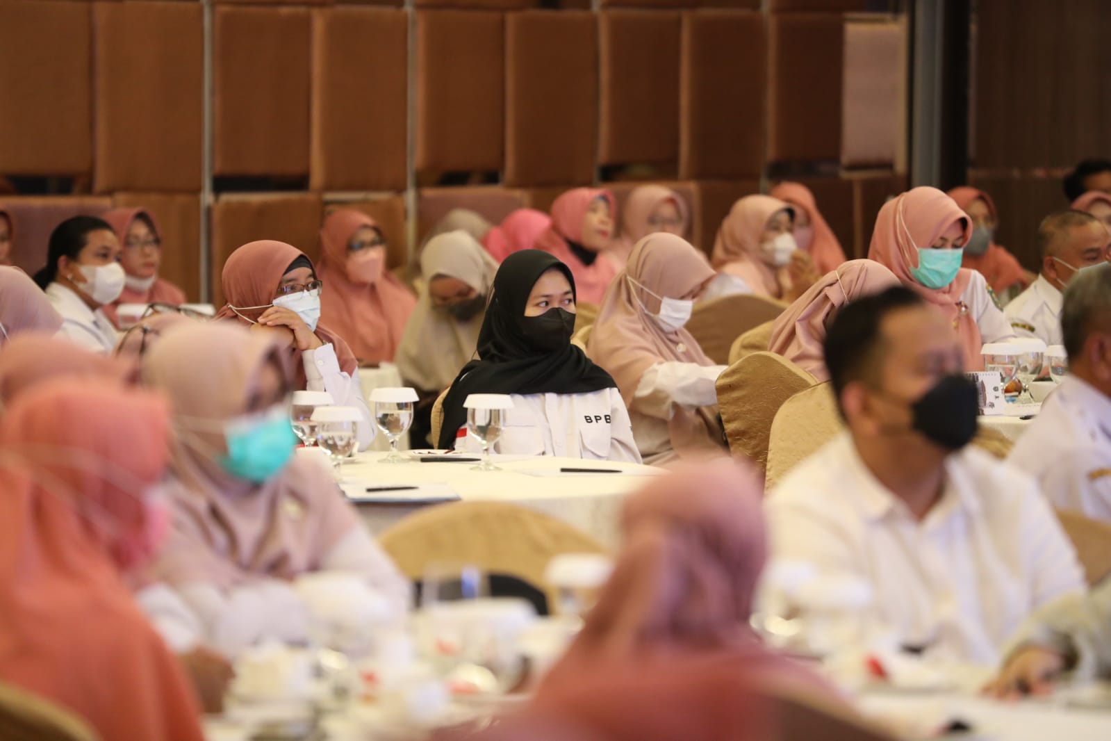Foto 4 dari 9: Beri Arahan Evaluasi Pelayanan Publik, Wali Kota Ingatkan ASN Pelayan Masyarakat