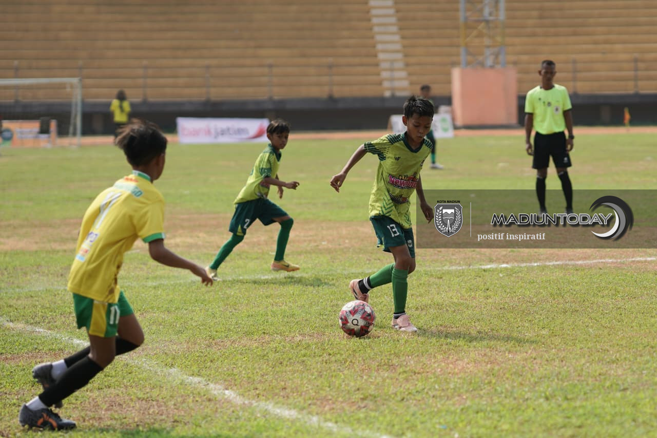 Foto 1 dari 19: Dari KU 10 hingga KU 12, Talenta Sepak Bola Cilik Asah Mental di Dandim Cup I Kota Madiun