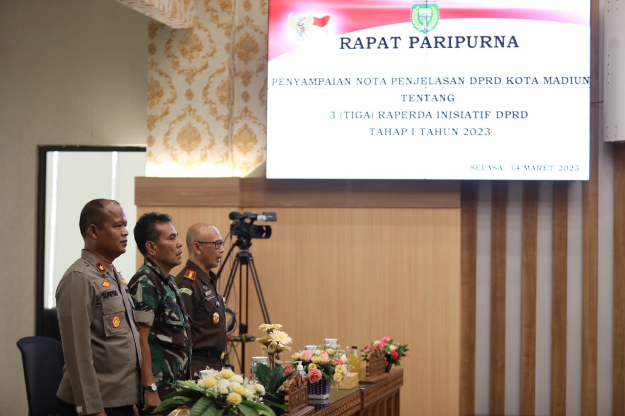 Foto 5 dari 9: Pemkot Madiun Mulai Bahas Tiga Raperda Inisiatif DPRD Melalui Sidang Paripurna