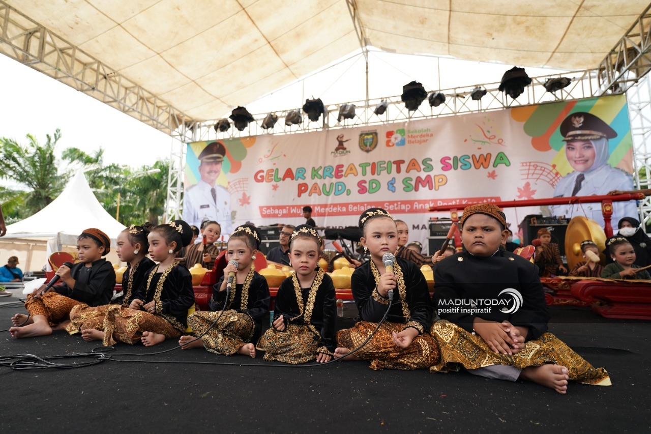 Foto 9 dari 11: Kembangkan Potensi, Ribuan Siswa Ikuti Gelar Kreativitas