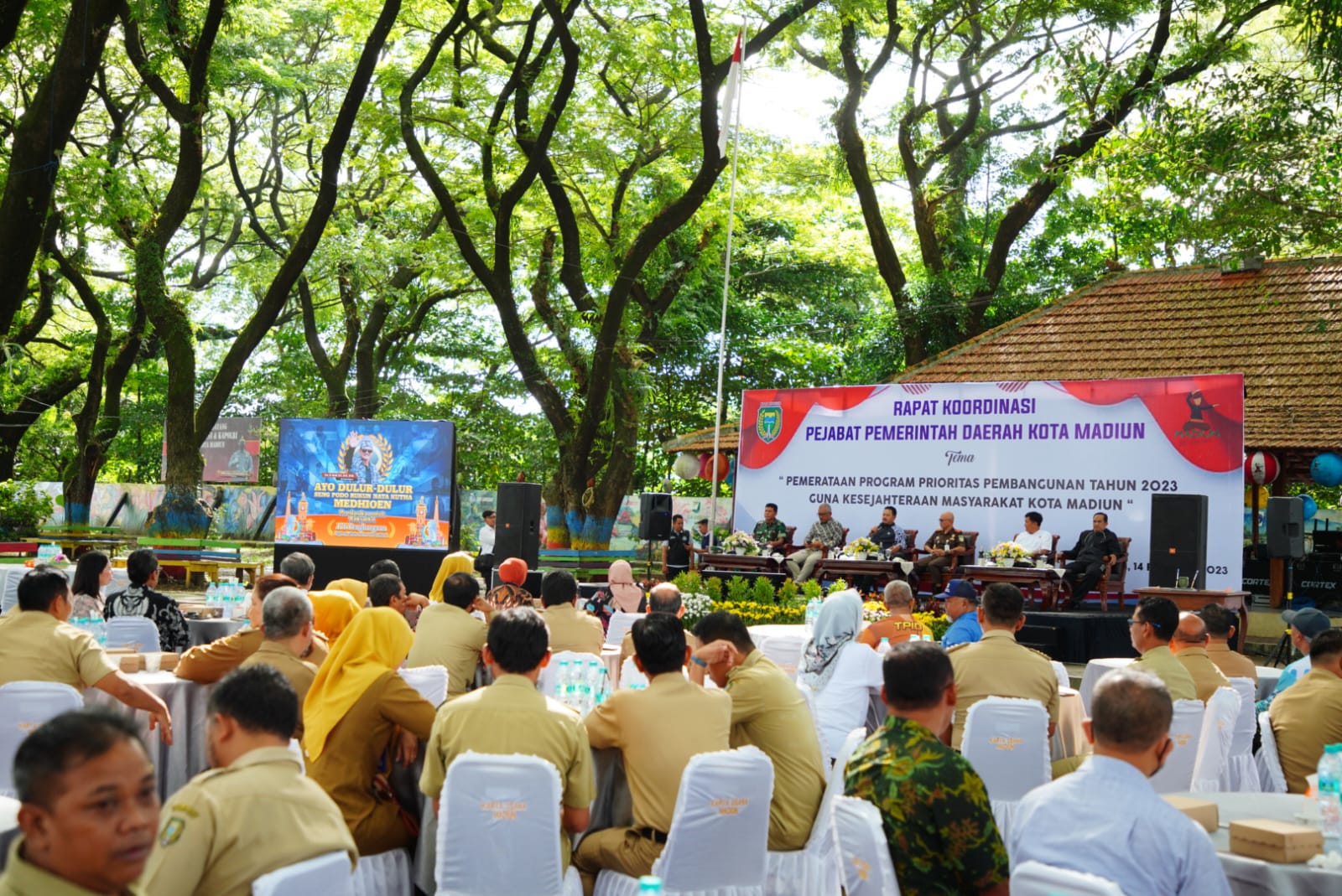 Foto 8 dari 9: Rakor Bersama Pejabat Pemkot Madiun, Wali Kota Imbau Tingkatkan Koordinasi Antar OPD