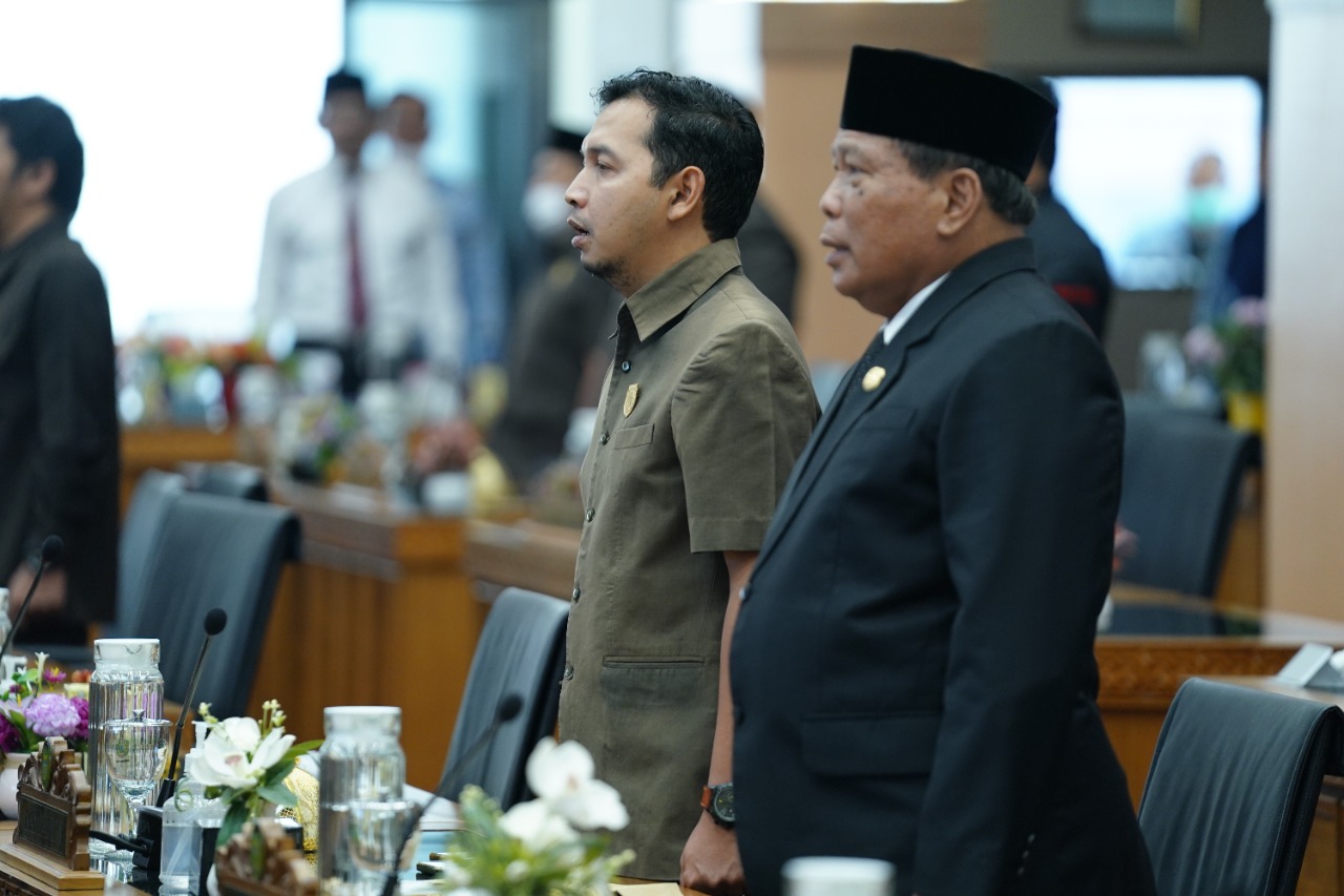 Foto 4 dari 10: Bahas Raperda Tahap IV, Eksekutif-Legislatif Gelar Rapat Paripurna