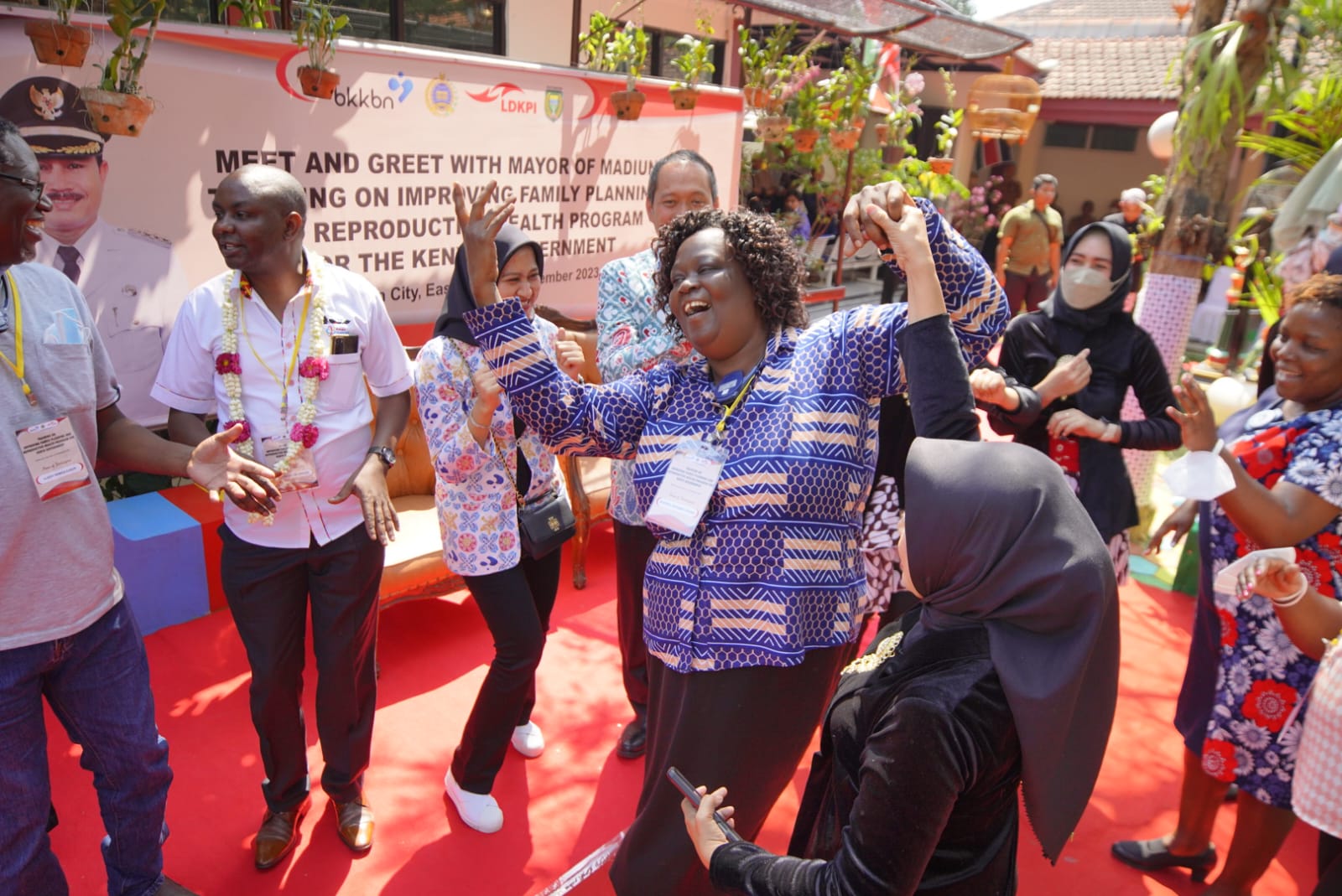 Foto 5 dari 9: Datang Untuk Belajar Kesehatan, Ketua Delegasi Kenya: Kita Belajar Banyak Hal di Kota Madiun