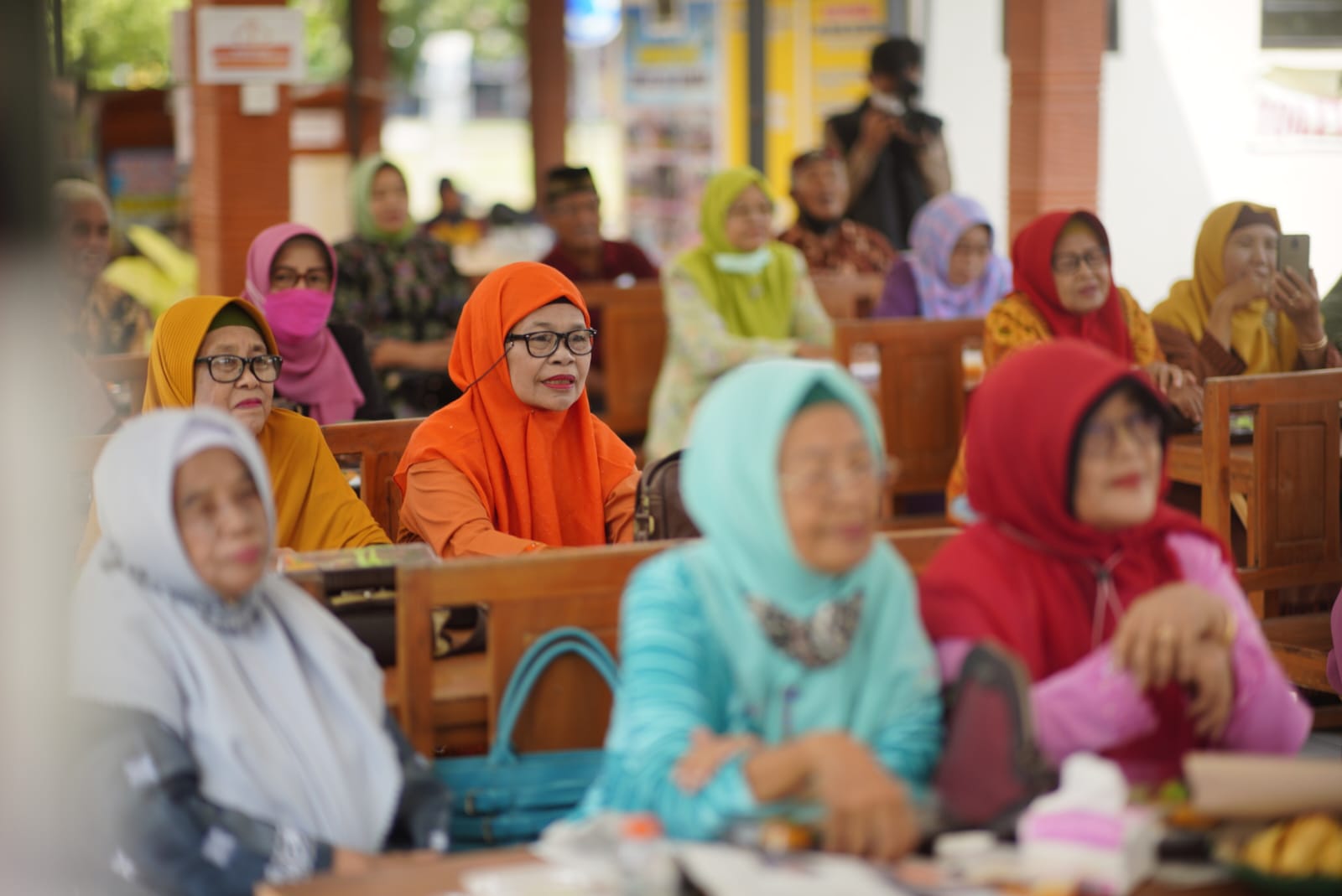 Foto 2 dari 10: Berkarya di Masa Muda, Diperhatikan Secara Layak di Usia Senja