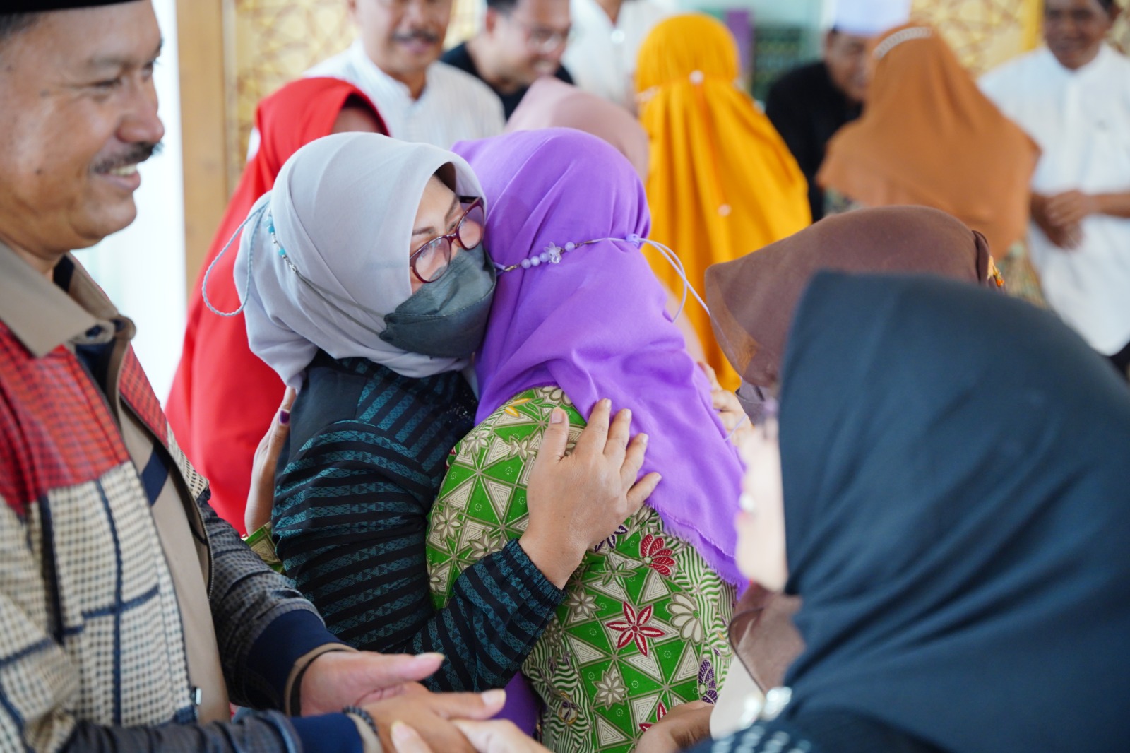 Foto 8 dari 10: Wali Kota Maidi Doakan Seluruh Warga Kota Madiun Dapat Berjumpa dengan Kakbah