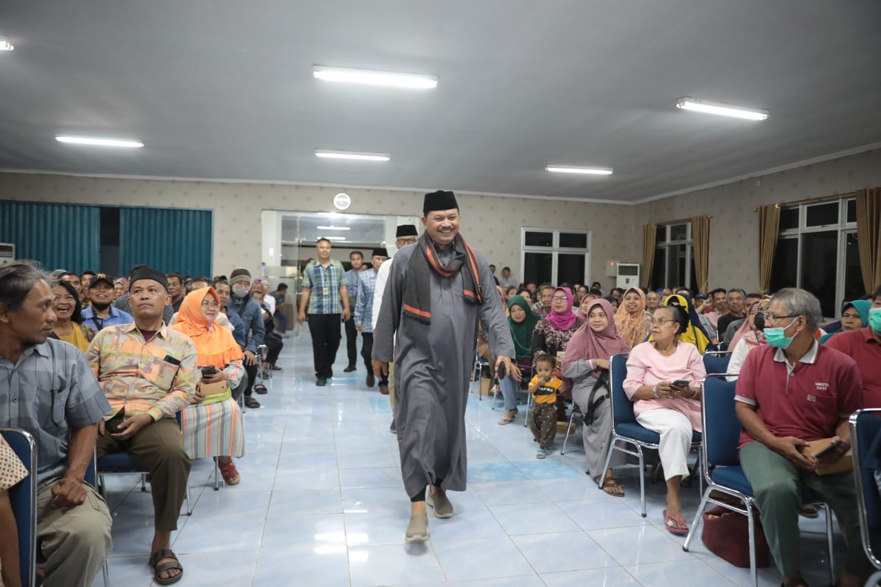 Foto 9 dari 12: Audiensi dengan Pedagang Pasar, Wali Kota Beri Banyak Diskon Kepada Pedagang