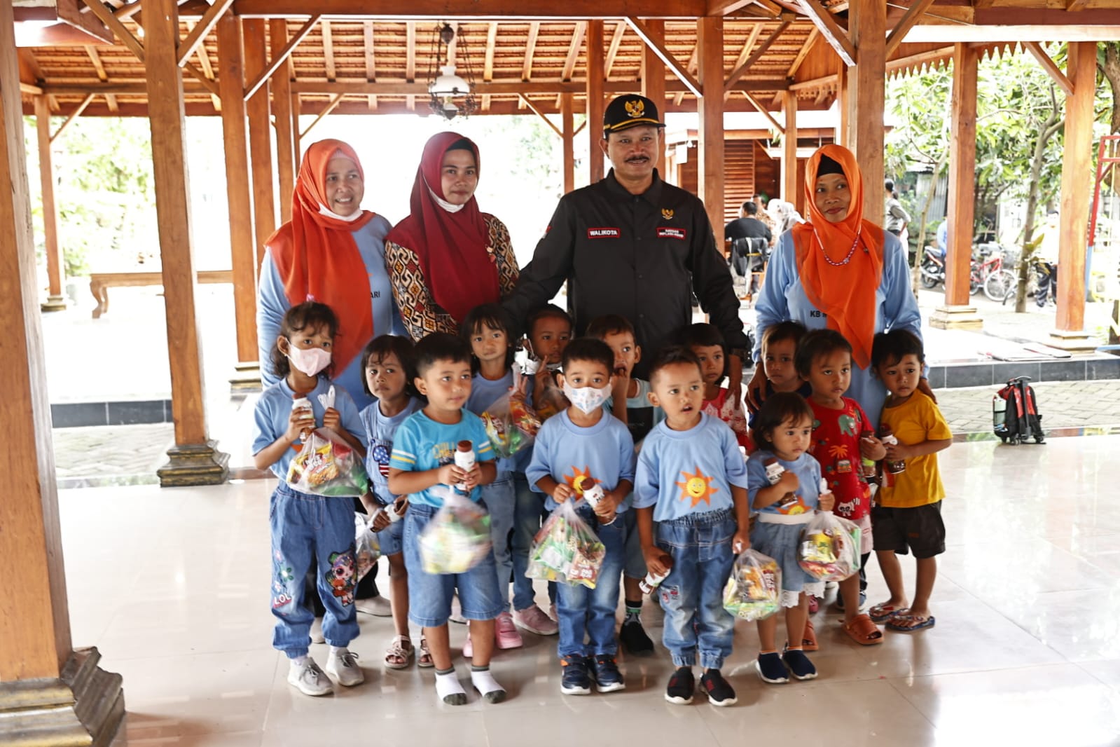 Foto 9 dari 9: Tertarik Lapak UMKM dan Wartek Inflasi, iNews Gali Materi Bersama Wali Kota Maidi