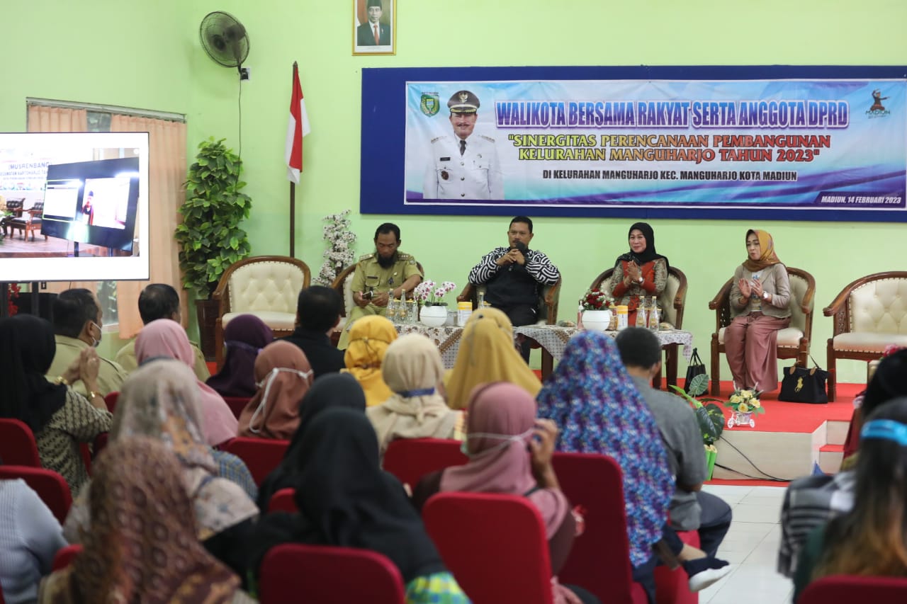 Foto 3 dari 9: Blusukan Ke Pemukiman Warga, Wali Kota Cek Pemerataan Pembangunan