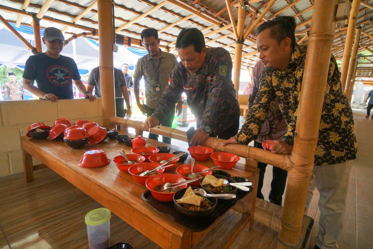 Foto 8 dari 9: Resmikan Resto Kuliner Baru, Wali Kota: Silahkan Berburu Kuliner di Kota Pendekar