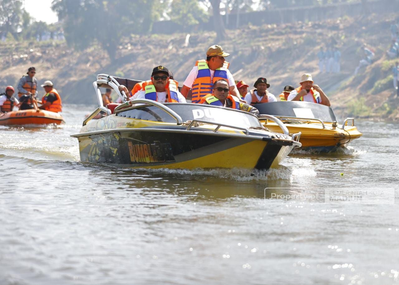 Foto 3 dari 12: BBWS Bengawan Solo Gelar Peringatan Hari Sungai Nasional di Kota Madiun, Wali Kota Beri Apresiasi