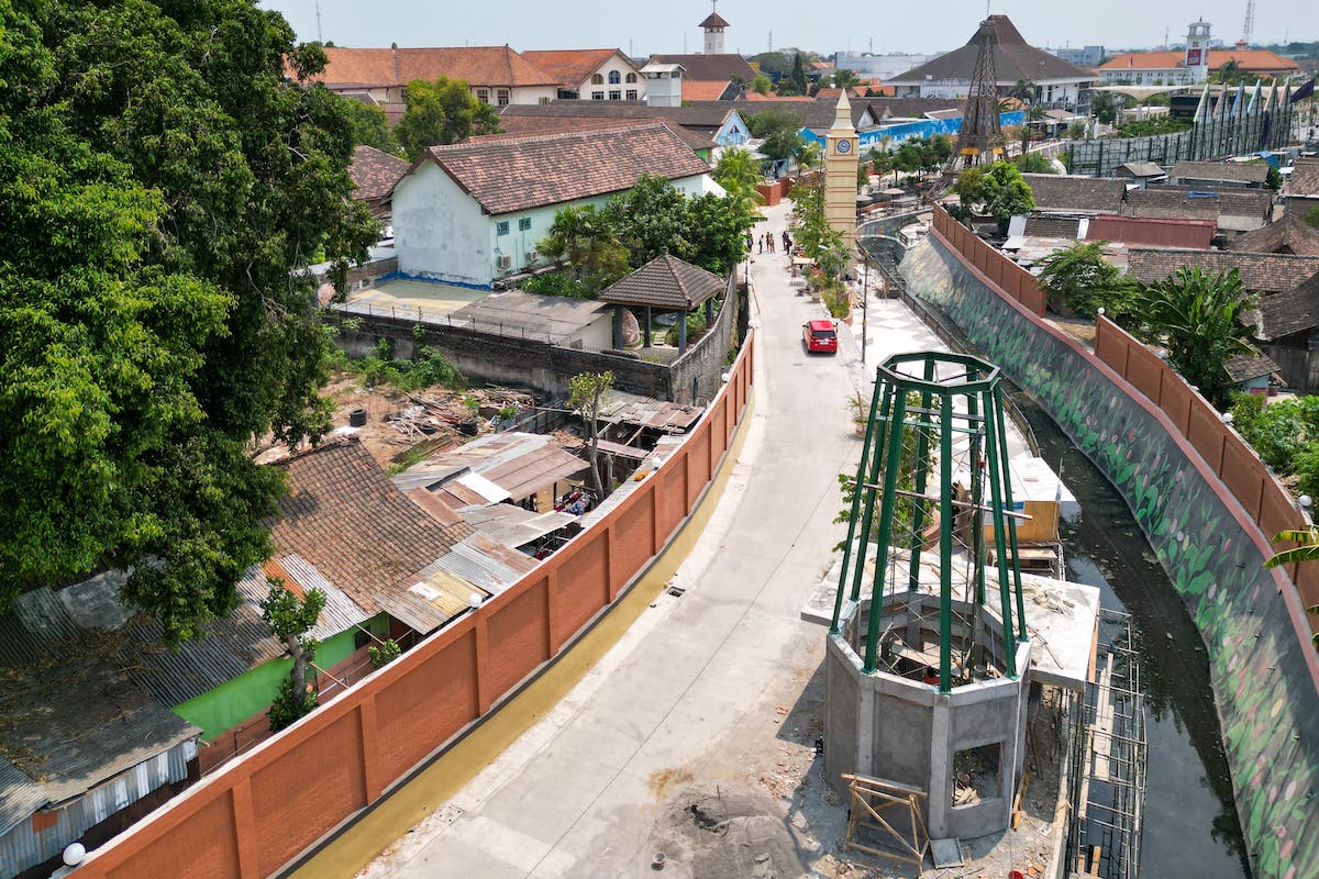 Foto utama berita: Progres Pembangunan Replika Kincir Angin Belanda Sentuh 55 Persen, Ditarget Selesai Akhir November Nanti