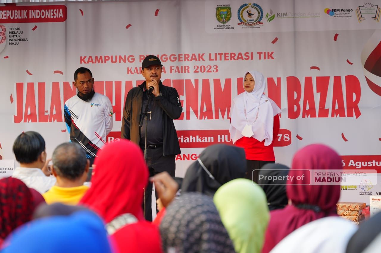 Turut Senam dan Berangkatkan Jalan Santai Kartika Fair Kelurahan Pangongangan, Wali Kota Apresiasi Hadirnya Kegiatan