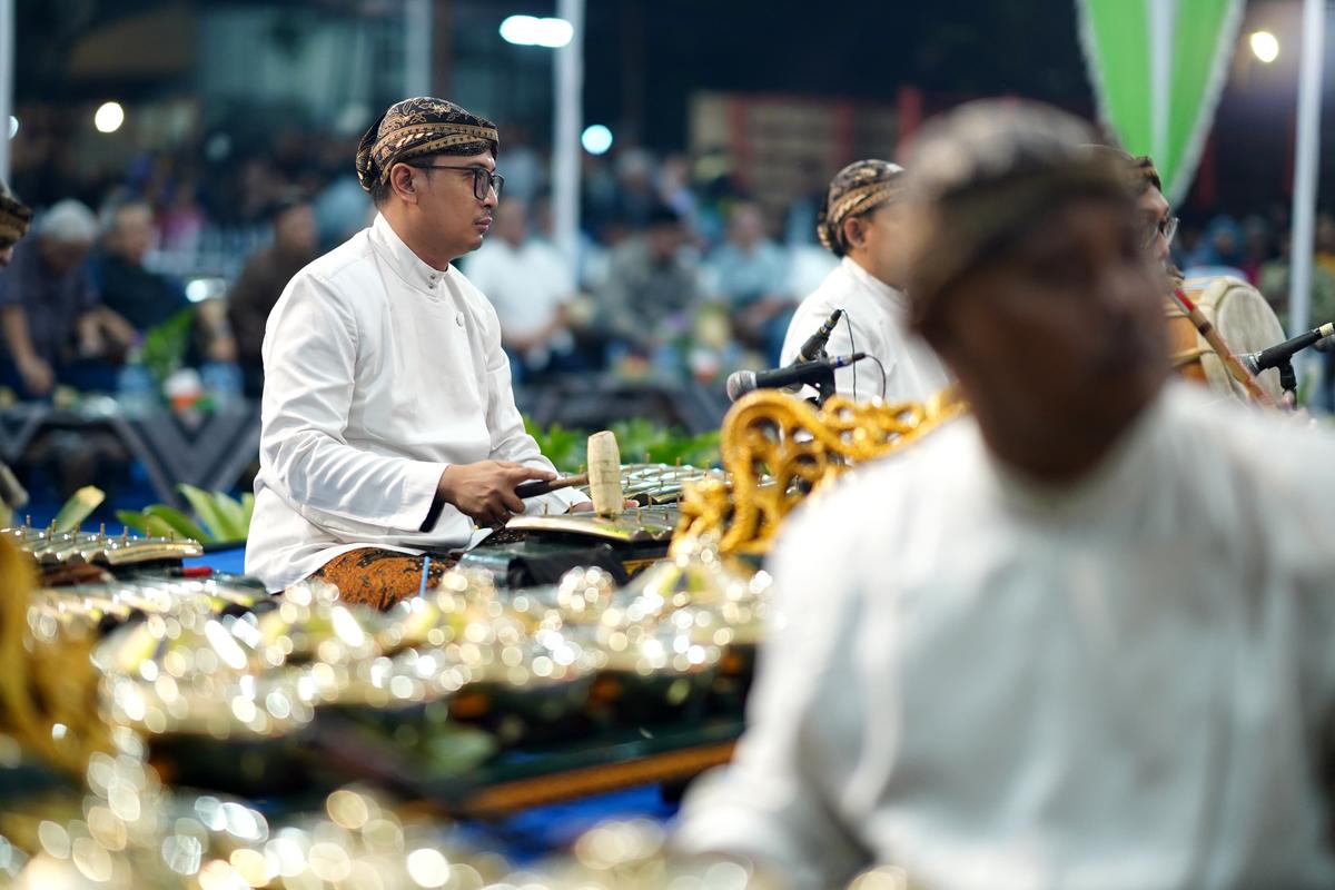 Foto 4 dari 11: Tasyakuran Tutup Giling, Pj. Wali Kota Apresiasi Pencapaian PG. Rejoagung Catat Hasil Terbaik Dalam 10 Tahun