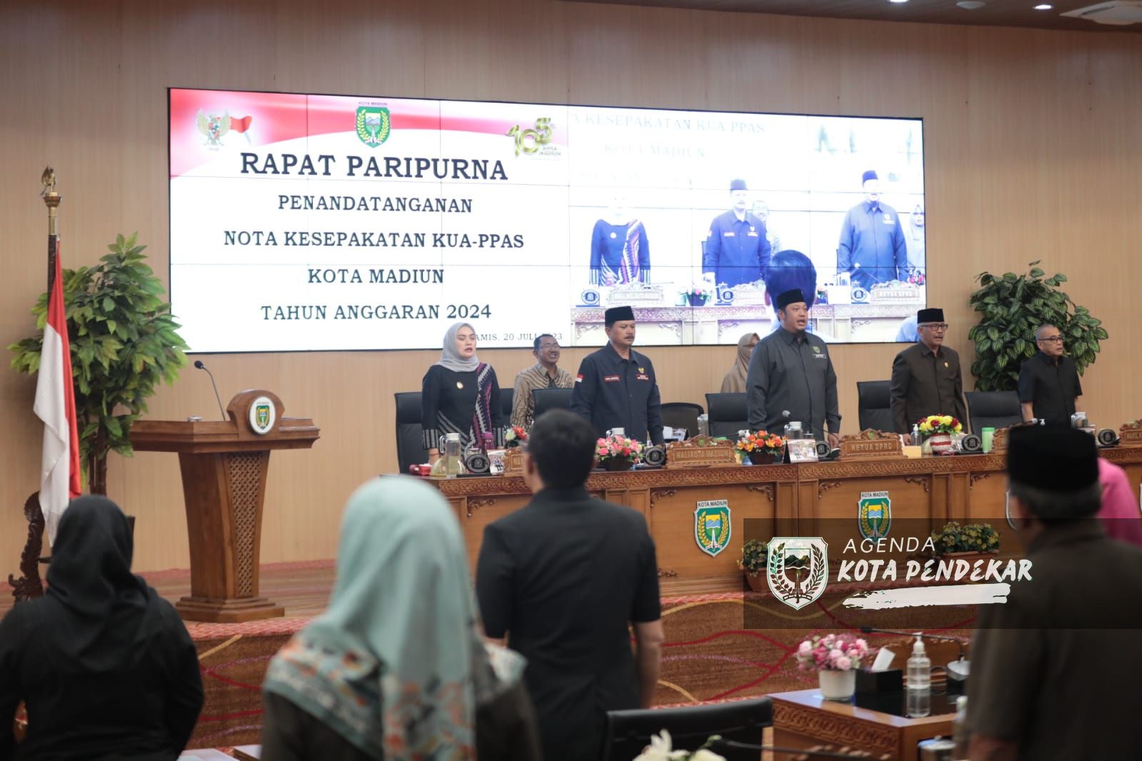 Foto 4 dari 9: Eksekutif-Legislatif Kota Madiun Teken Nota Kesepakatan KUA-PPAS 2024