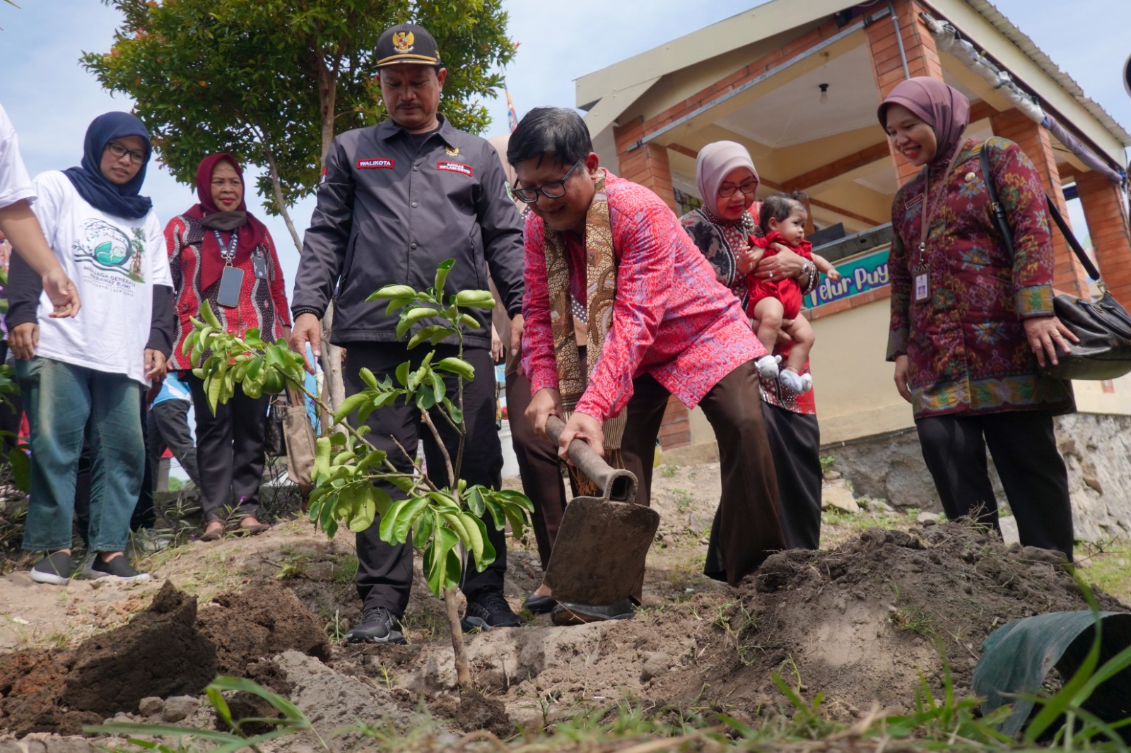Foto 1 dari 3: Mau Bahagia? Hidup Saja di Kota Madiun. IKH di Kota Madiun Capai 60,52 Lebih Tinggi dari Jawa Timur