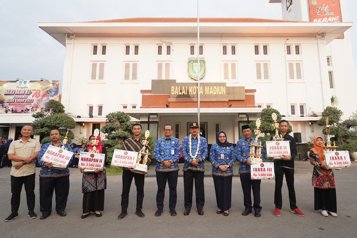 Foto 9 dari 10: Parade Senja 2023 Berakhir, Wali Kota: Tahun Depan Lebih Menarik dengan Lebih Banyak Penampil