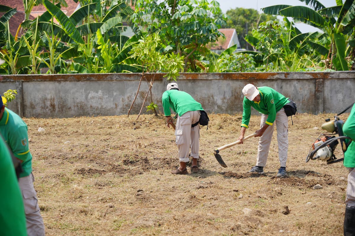 Foto 1 dari 7: Bersih-Bersih Di Kampung Tematik, Wali Kota Imbau Warga Jaga Lingkungan Agar Tetap Bersih