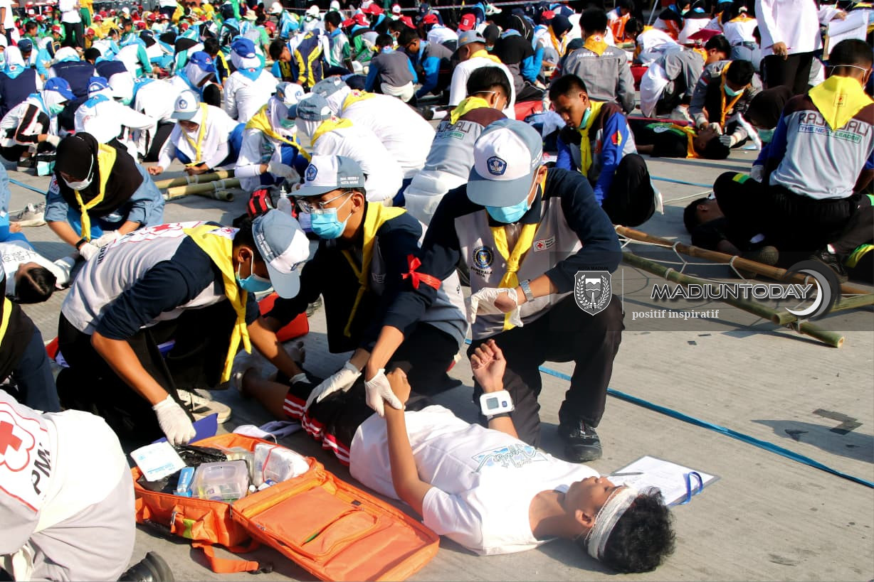 Foto 11 dari 20: 87 Sekolah Ikut Kompetisi PMR, Asah Kesiapsiagaan dan Kepedulian Terhadap Sesama