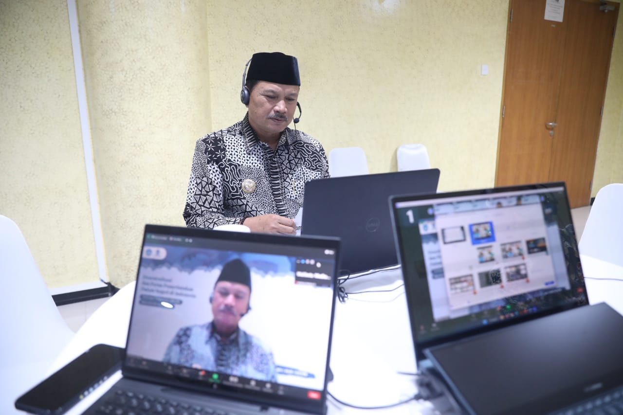 Foto 4 dari 14: Narasumber Seminar Hingga Kuliah Tamu UT, Wali Kota: Inovasi Jadi Kunci Membangun Negeri