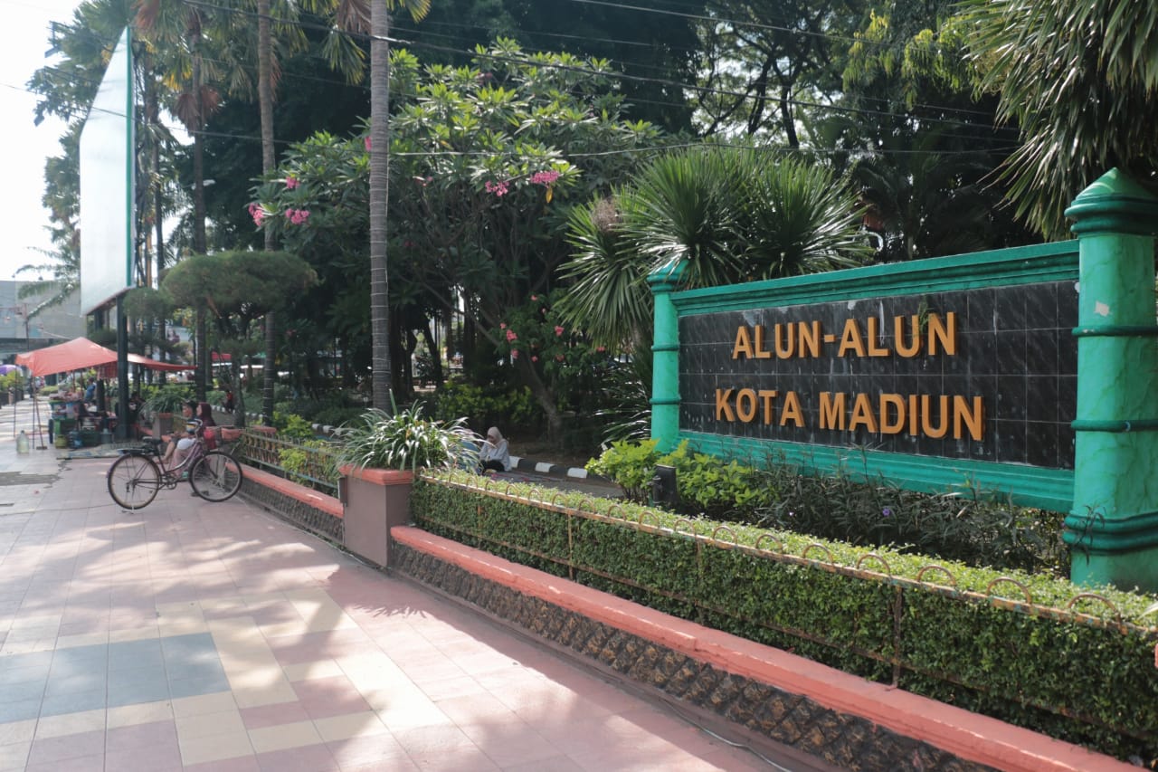 Foto 3 dari 5: Segera Direvitalisasi, Alun-alun Kota Madiun Bakal Lebih Nyaman Dengan Fasilitas Beragam
