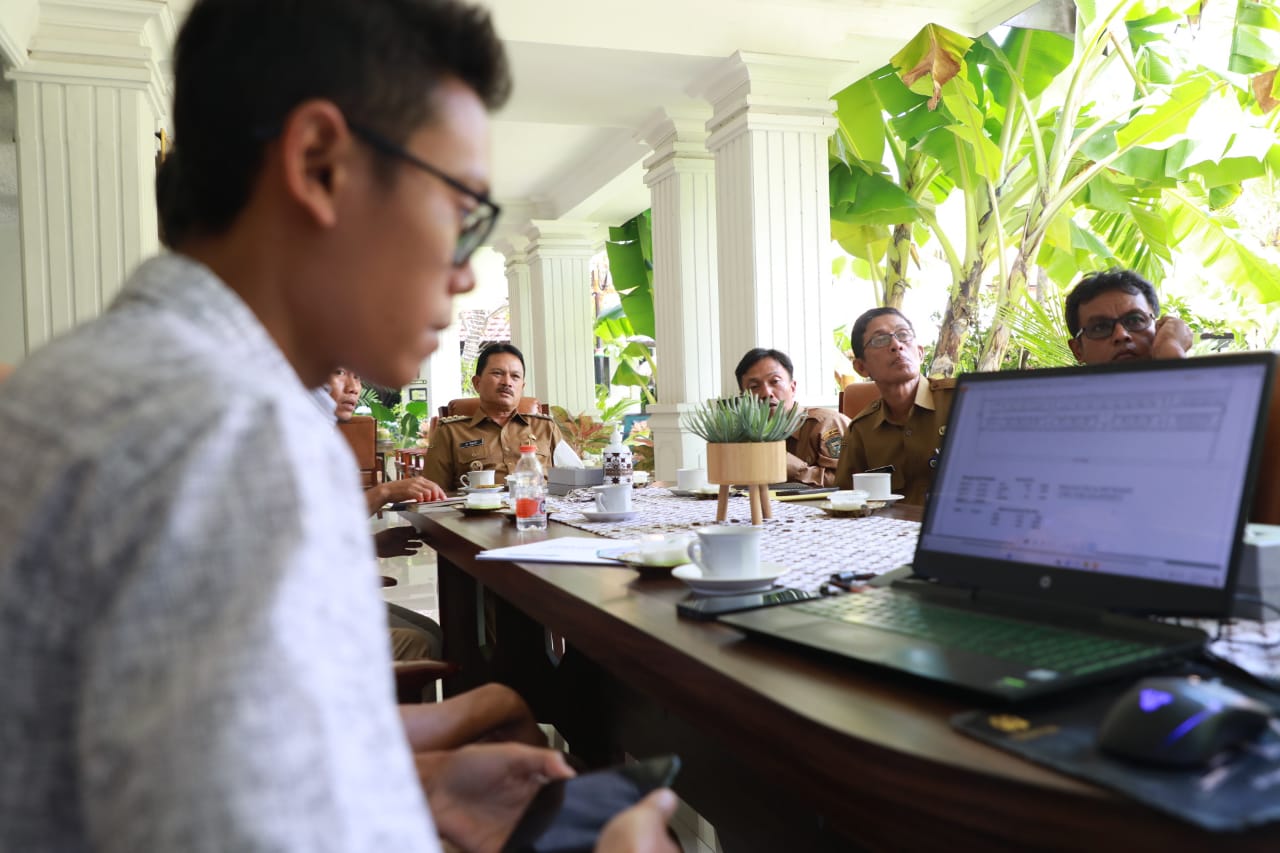 Foto 3 dari 7: Audiensi dengan Pihak Pengembang Properti, Wali Kota Pastikan Semua Kewajiban Terpenuhi Agar Penghuni Tak Merugi
