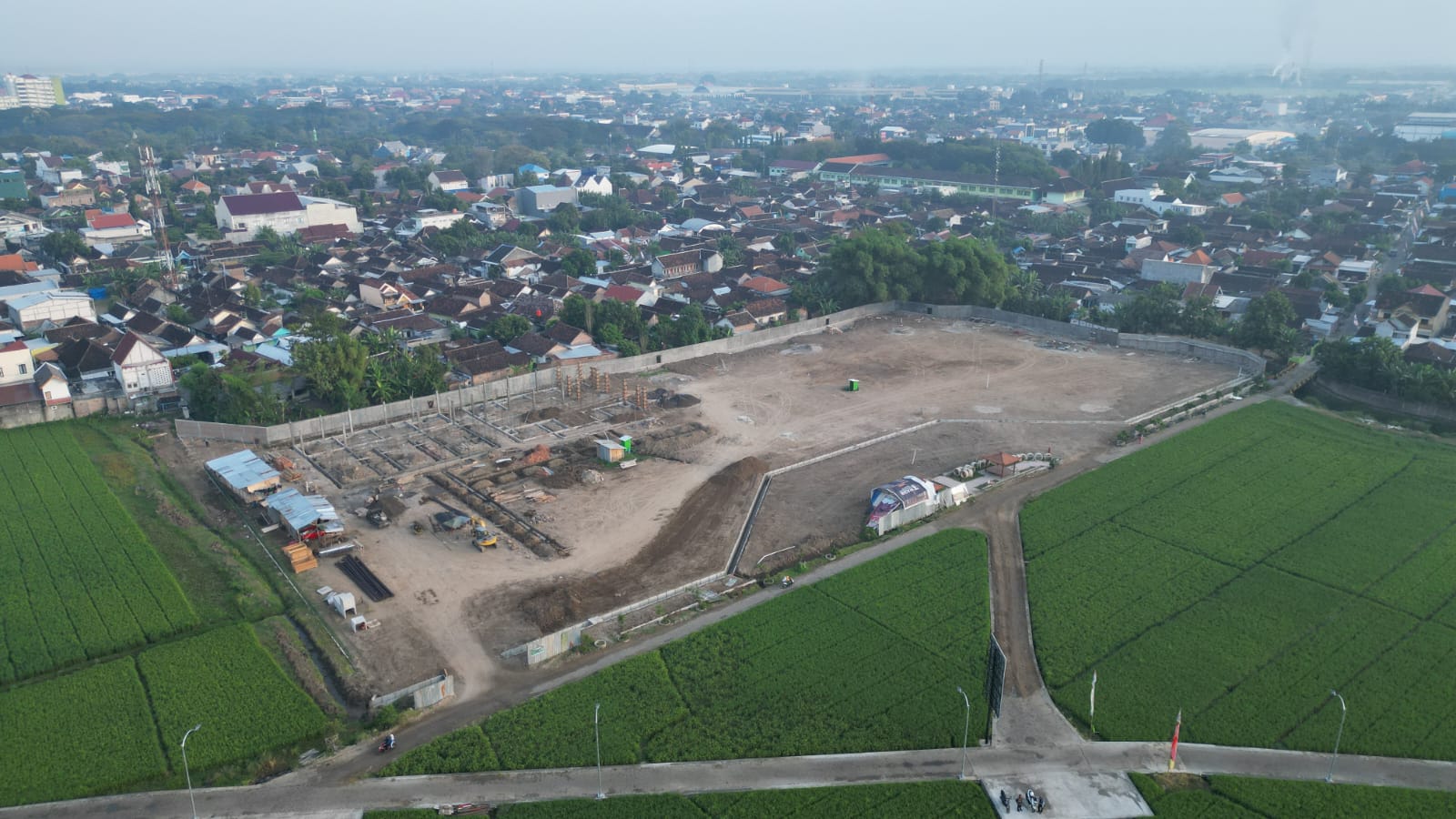 Foto 2 dari 3: On Progres, Pembangunan Pondok Lansia Capai 32 Persen