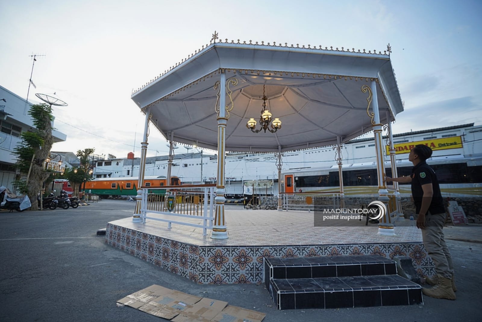 Foto 1 dari 6: Diresmikan November, Resto KA Bogowonto Akan Jadi Ikon Baru Kota Pendekar