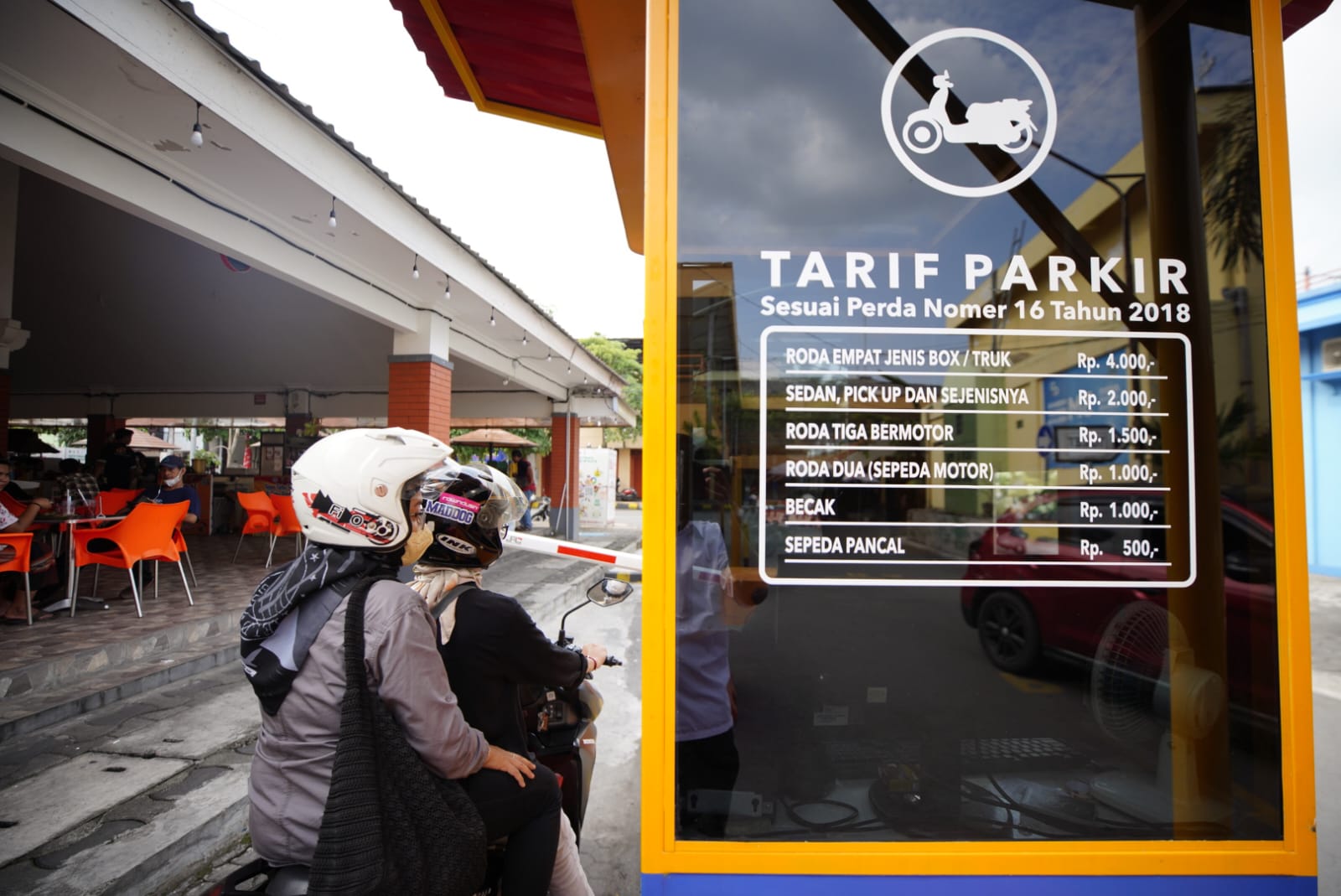 Foto 2 dari 2: Jadi Sorotan KPK, Pengelolaan Parkir PBM Juga Bakal Gunakan Sistem Portal Seperti di Pasar Sleko