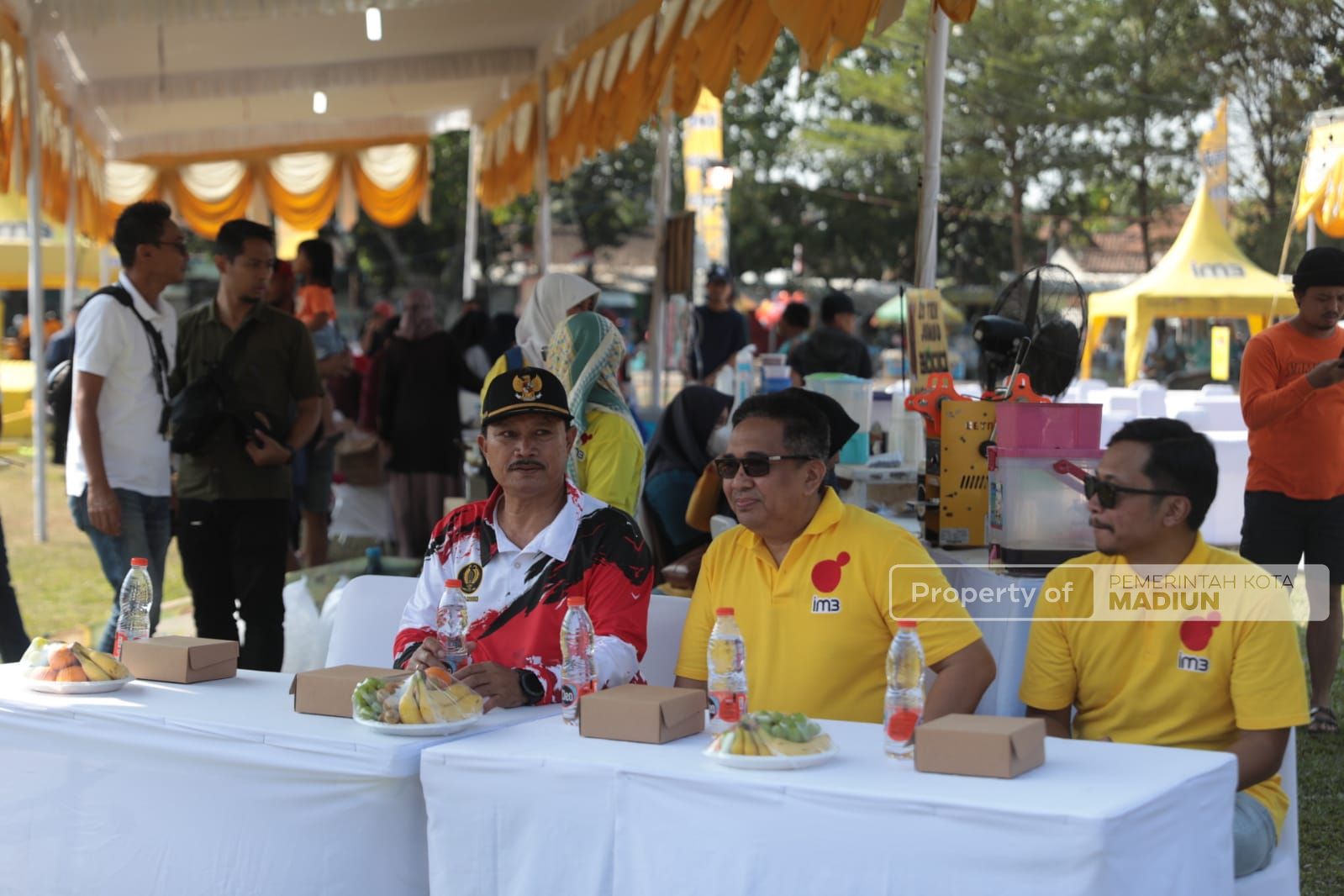 Foto 7 dari 13: Wali Kota Ikuti Kemeriahan Pesta Rakyat IM3 Di Gulun