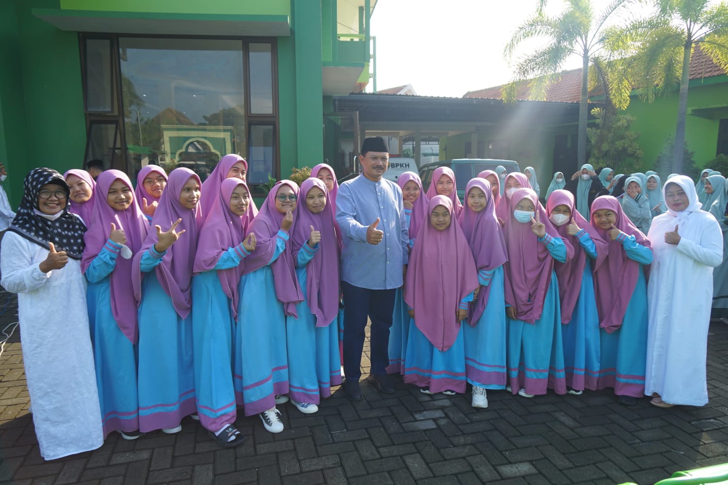 Foto 8 dari 10: Upaya Pemkot Tingkatkan Mutu SDM, Berbagai Program Pembangunan Manusia Dijalankan