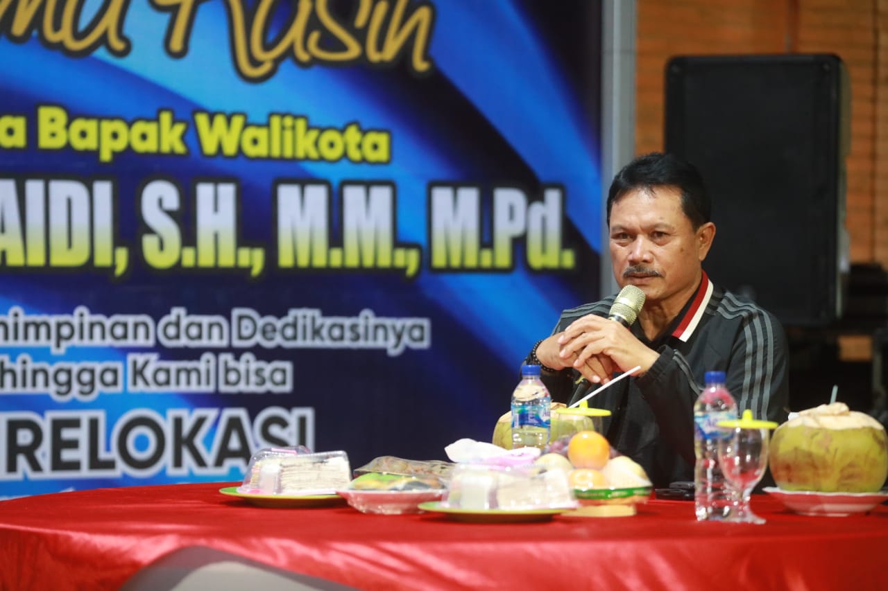 Foto 10 dari 12: Relokasi Pedagang ke Rimba Darma, Wali Kota: Kawasan Ini Akan Semakin Kita Sempurnakan ke Depan