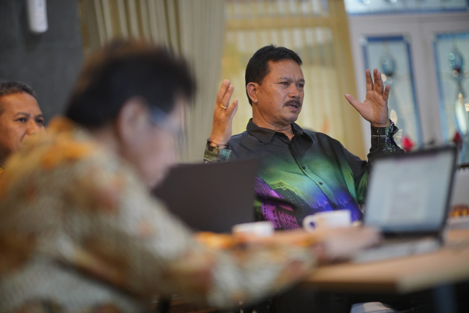 Foto 2 dari 11: Wawancara Dengan Tim Asesor UT, Wali Kota Paparkan Program Smart City Madiun