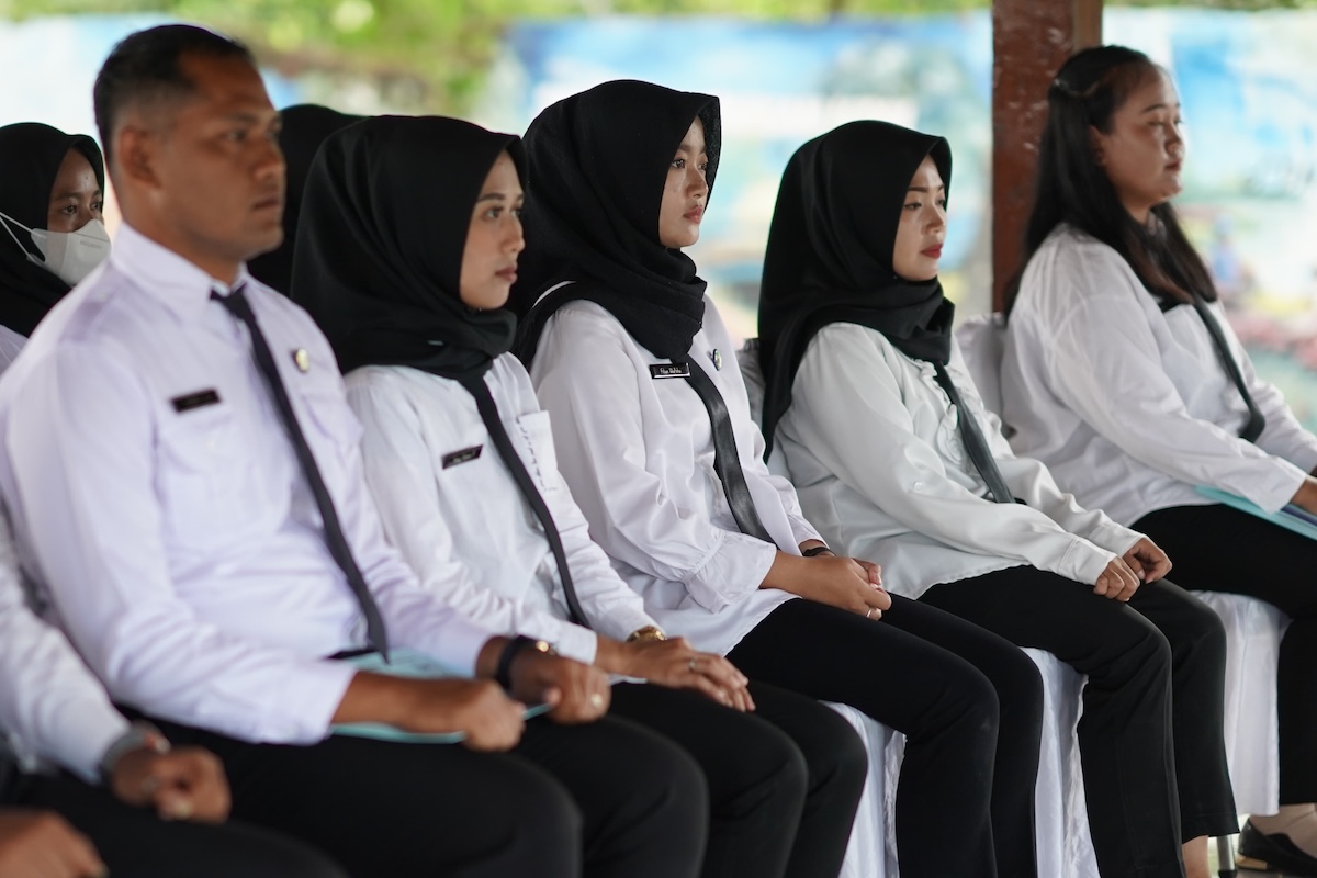 Foto 7 dari 9: Lantik Pegawai PDAM Tirta Taman Sari, Wali Kota Pesan Jaga Profesionalisme Kerja
